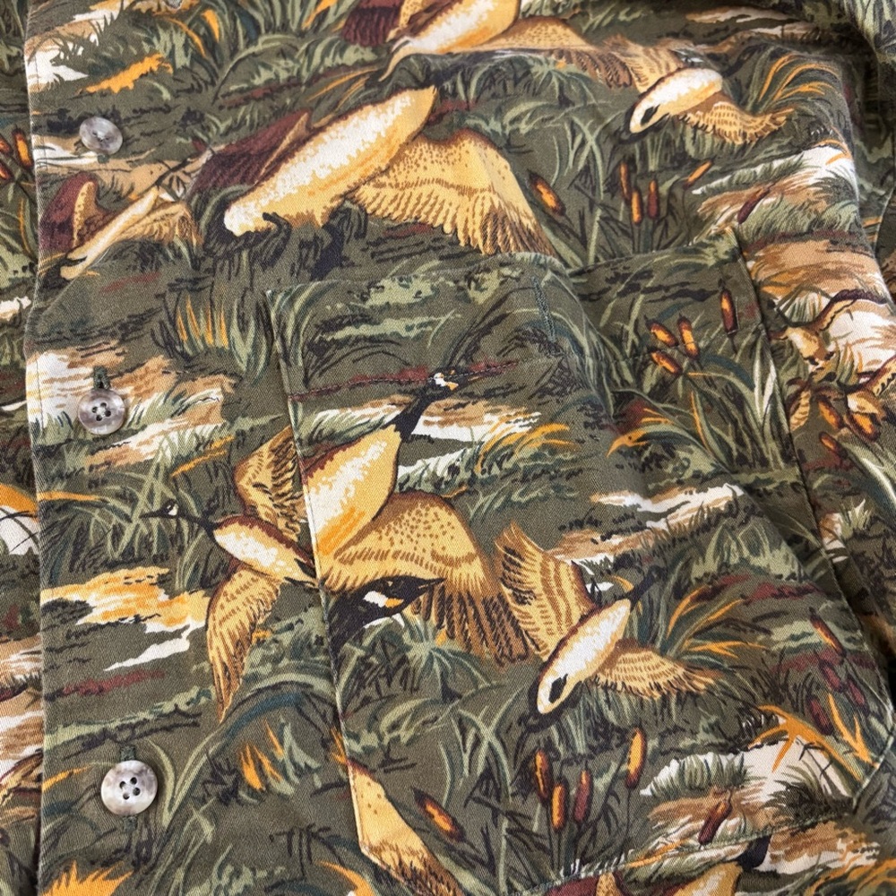 ❗️SOLD ❗️Banana Republic Safari Travel Cotton Flannel Button Down - Picture 3 of 7